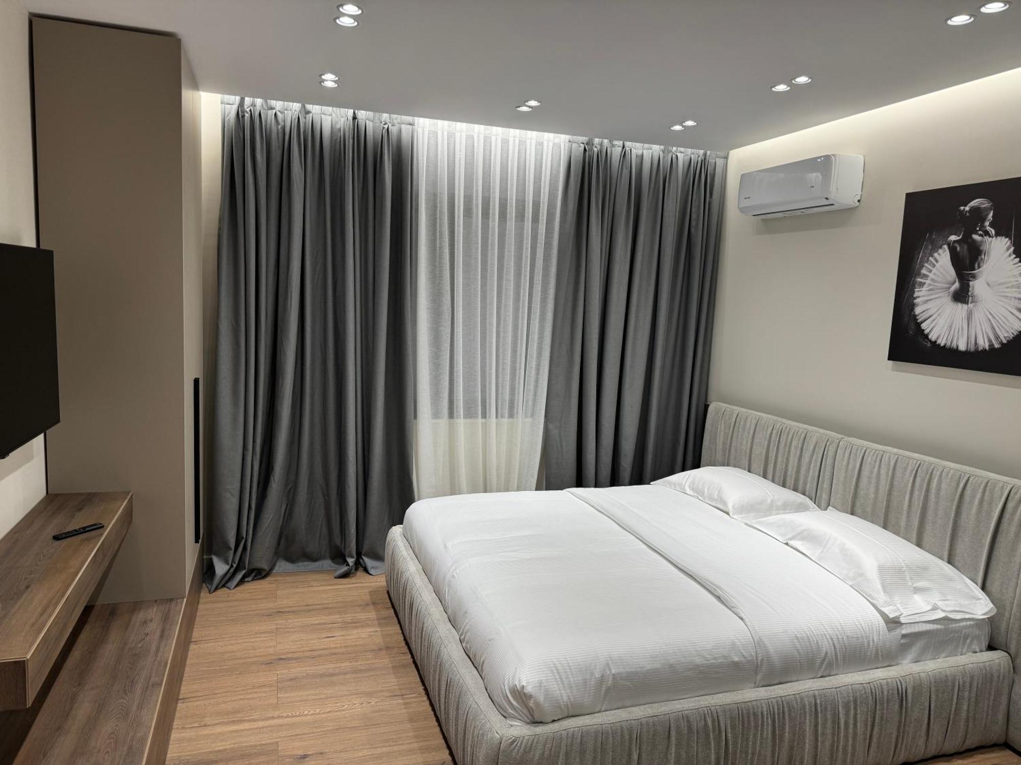 Lux Stay Tirana Exterior photo