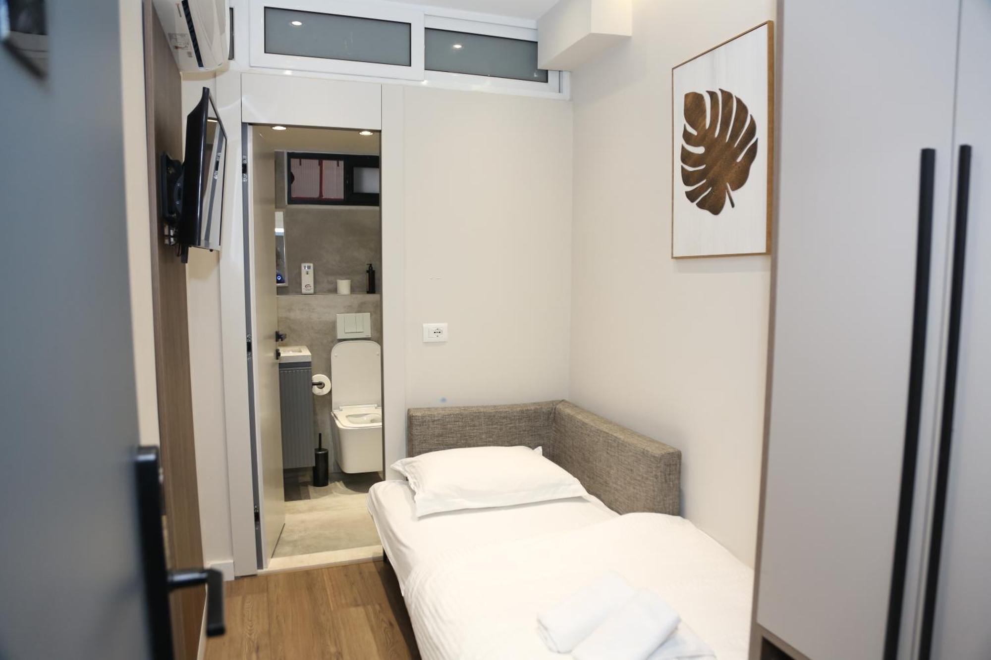 Lux Stay Tirana Exterior photo